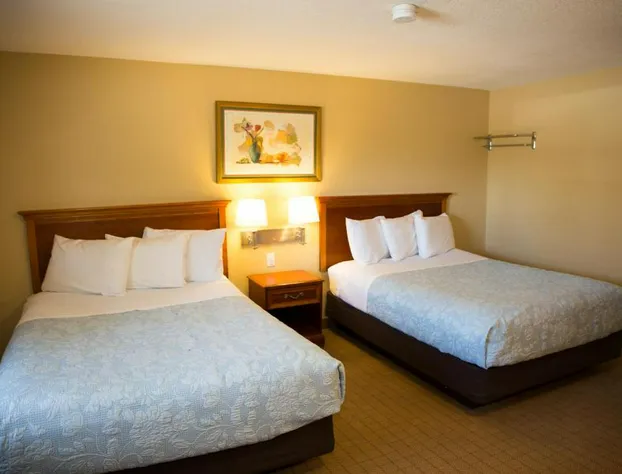 Midway Motel hotel detail image 4