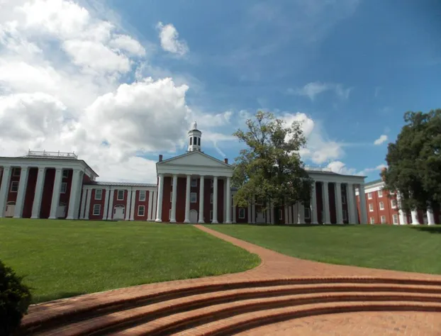 A B&B at Llewellyn Lodge hotel detail image 2