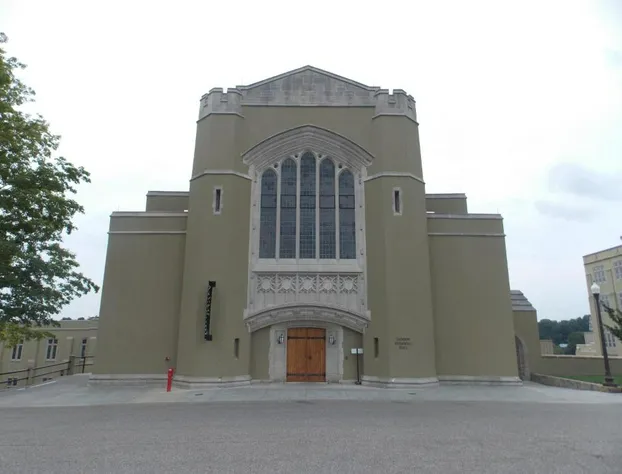 A B&B at Llewellyn Lodge hotel detail image 4