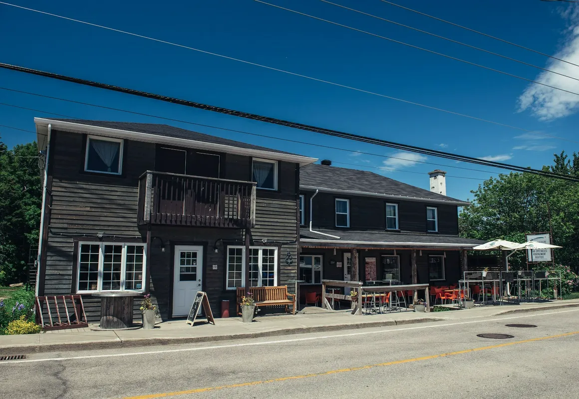 Auberge et Salle de Spectacle La Fascine hotel hero