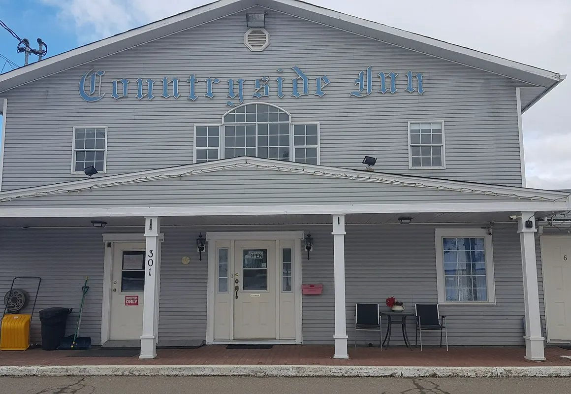 Countryside Inn hotel hero