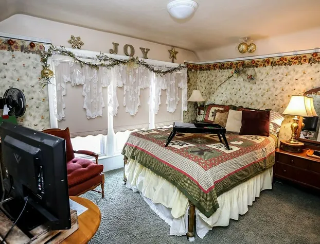 3rd Street Nest Bed & Breakfast hotel detail image 3