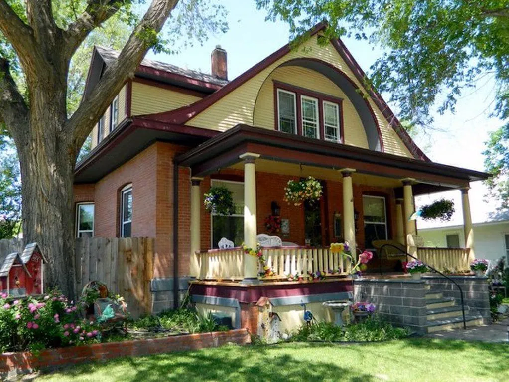 3rd Street Nest Bed & Breakfast hotel hero