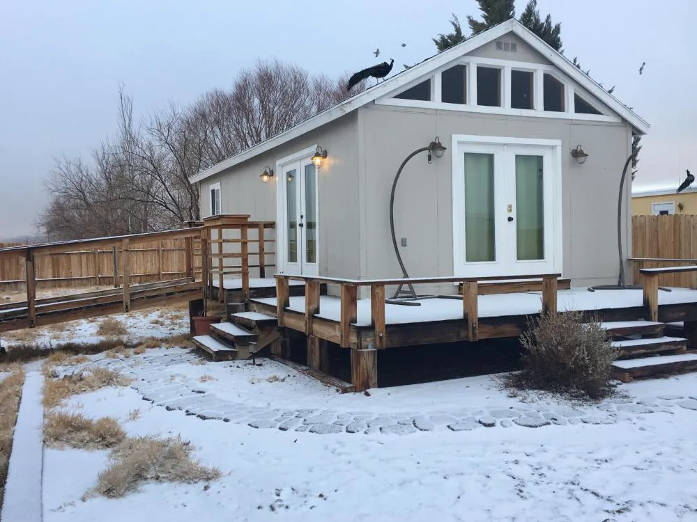 Shady Lady Bed & Breakfast hotel hero