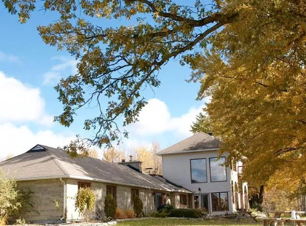 Gite O'bordeleau hotel detail image 1