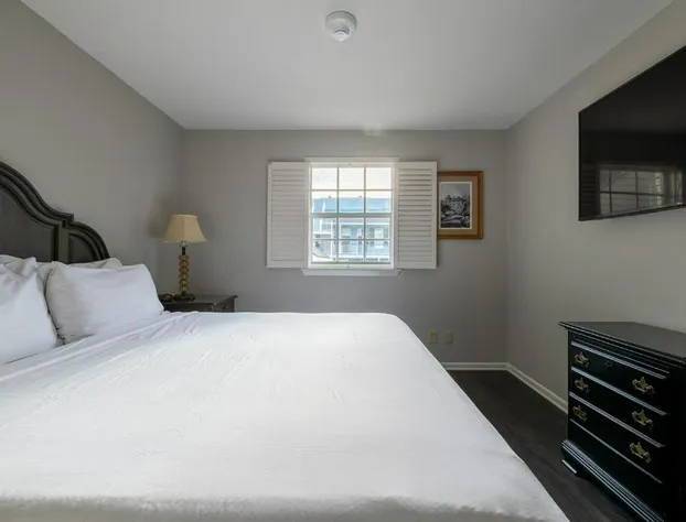 French Quarter Suites Hotel hotel detail image 2