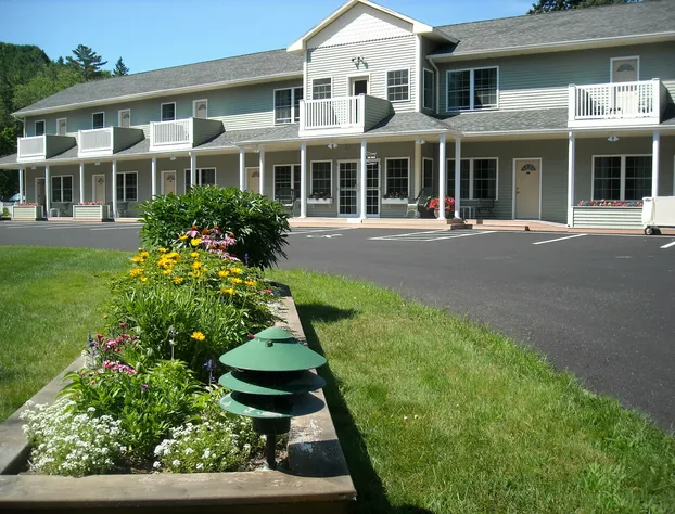 Cromwell Harbor Motel hotel detail image 1
