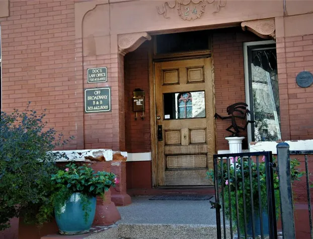 Off Broadway B&B hotel detail image 2