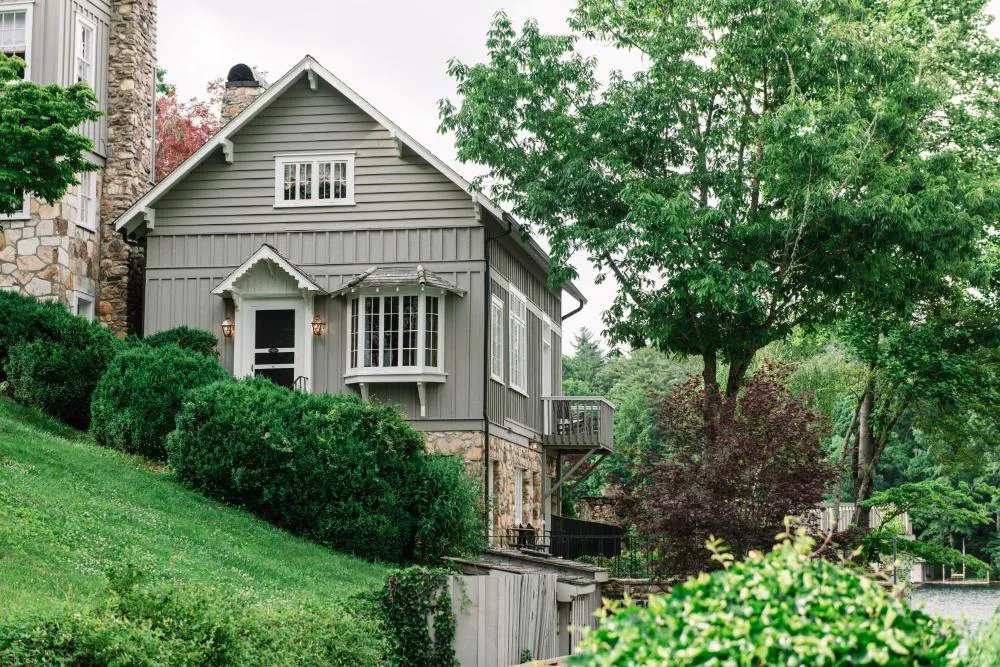 Greystone Inn hotel hero