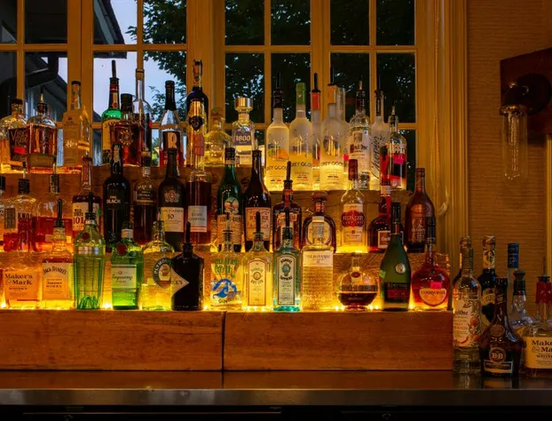 Greystone Inn hotel detail image 3