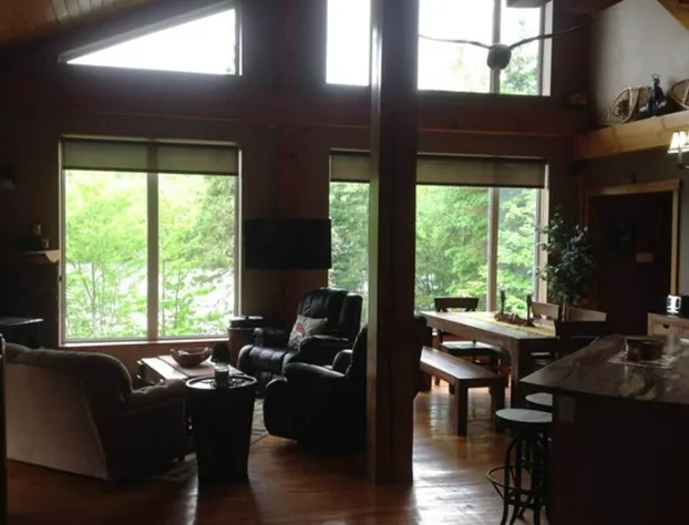 Strong Timbers B&B hotel detail image 2