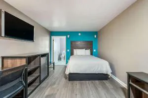 Econo Lodge Russellville hotel detail image 2