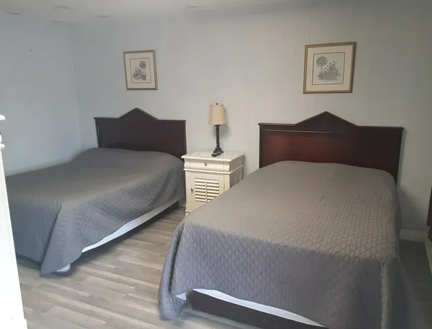 Hickory Shades Motel hotel detail image 3