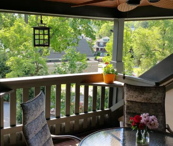 Black Lantern Inn hotel detail image 2