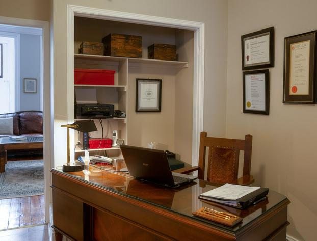 Sir Isaac Brock B&B Luxury Suites hotel detail image 4