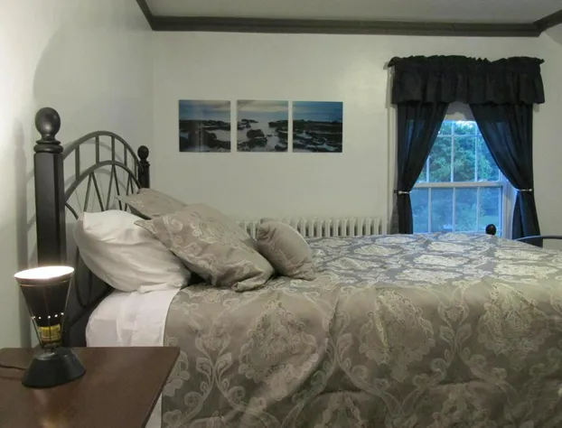 Burnbrae Farm & Paradise Inn hotel detail image 4