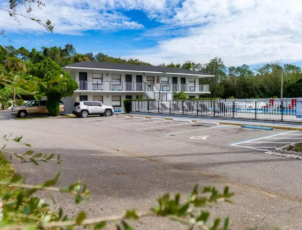 Sunshine Inn hotel detail image 2