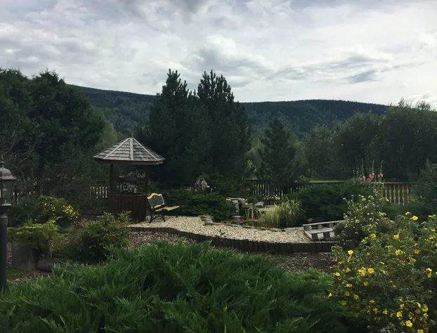 Blue Grouse Country Inn Bed & Breakfast hotel detail image 2