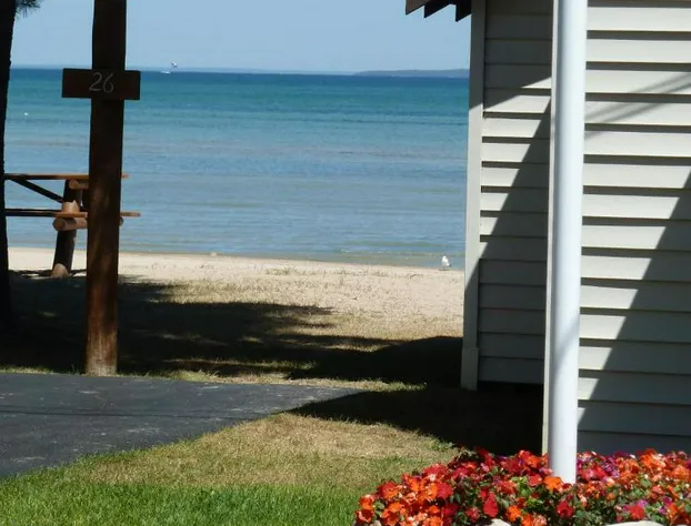 The Beach House hotel detail image 3