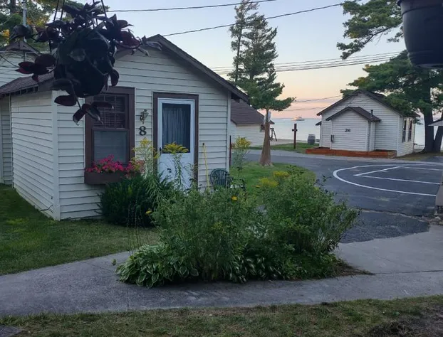 The Beach House hotel detail image 4