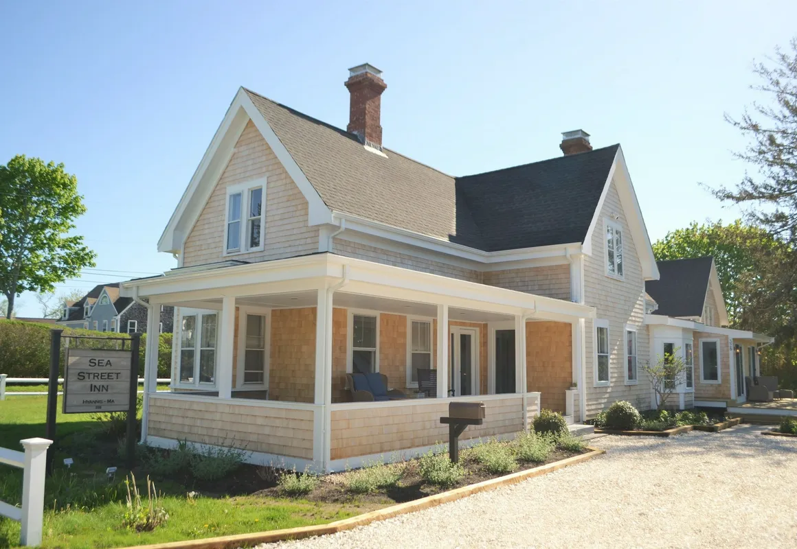 Sea Street Inn hotel hero