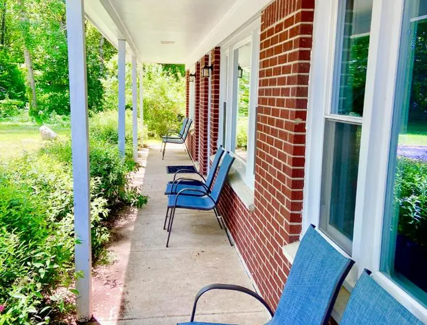 Elk Rapids Lakeshore Inn hotel detail image 2