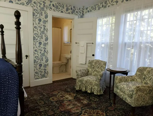 Harbourside Inn hotel detail image 1