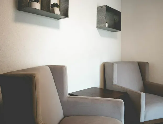 Lakeside Inn hotel detail image 3