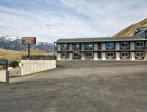 The Roosevelt Hotel - Yellowstone hotel detail image 1