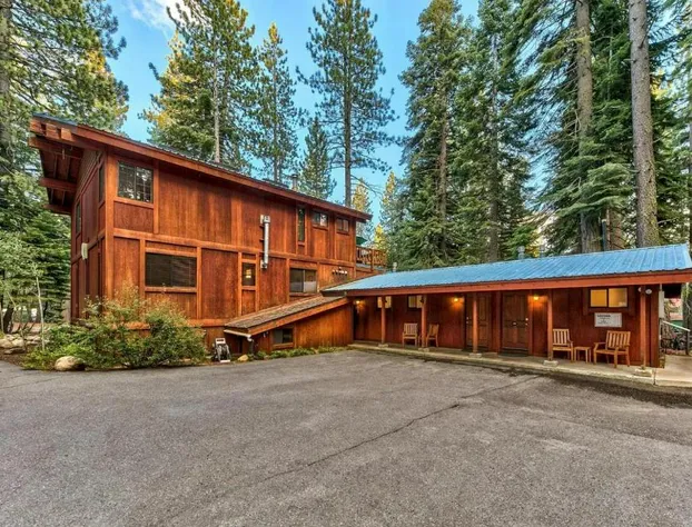 Donner Lake Inn hotel detail image 2