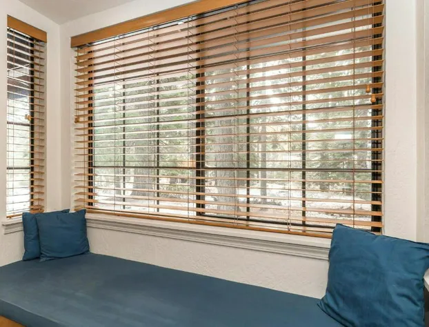 Donner Lake Inn hotel detail image 4