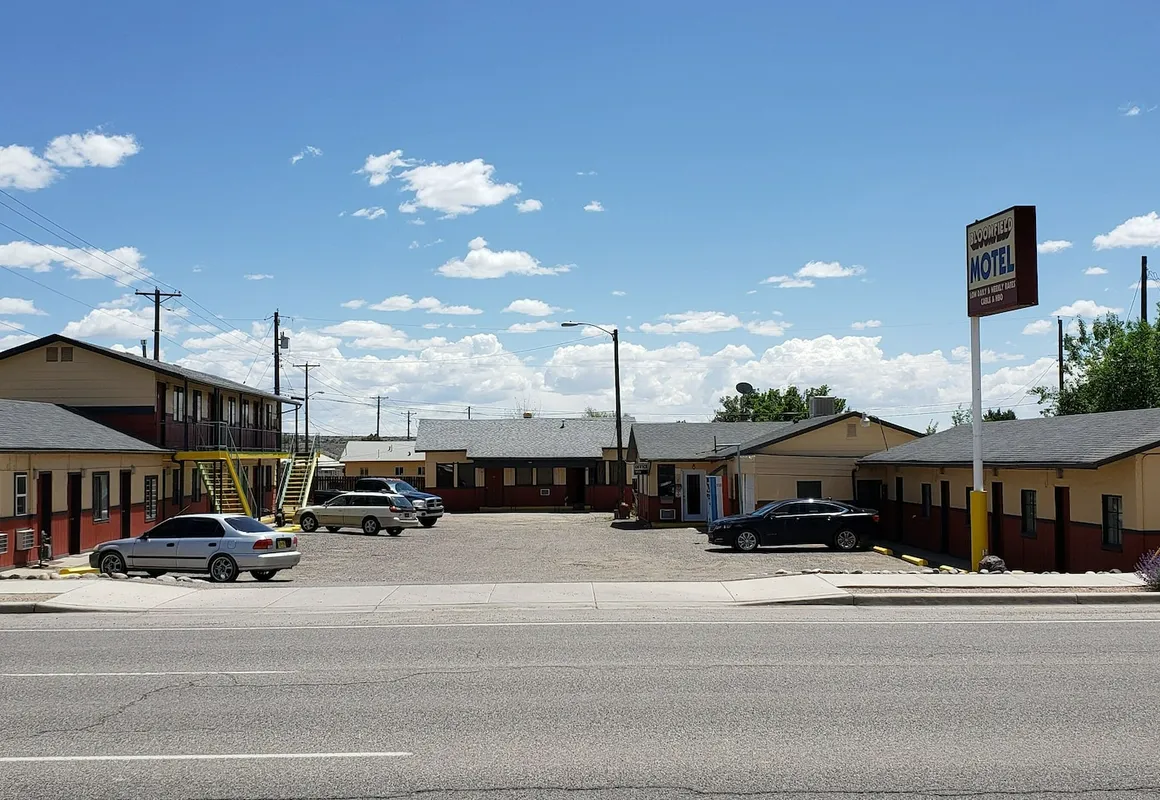 Bloomfield Motel hotel hero