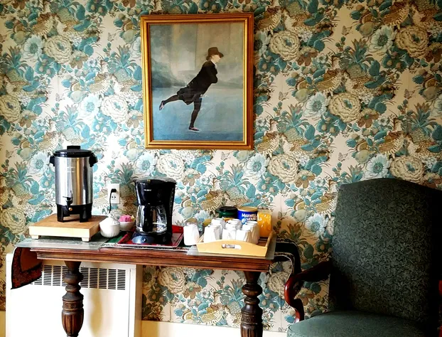 1860 House Inn and Vacation Rental Home hotel detail image 4