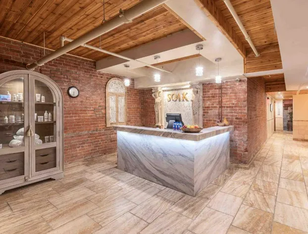 The Detroit Club hotel detail image 1