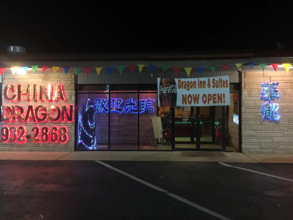 Dragon Inn & Suites hotel hero