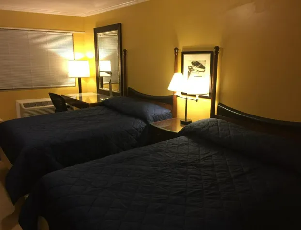 Dragon Inn & Suites hotel detail image 2