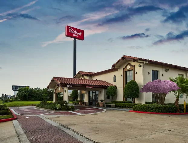 Baymont Inn & Suites Houston I 45 North hotel detail image 3