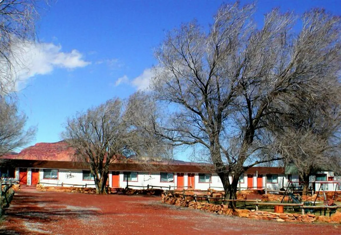 Capitol Reef Inn & Cafe hotel hero