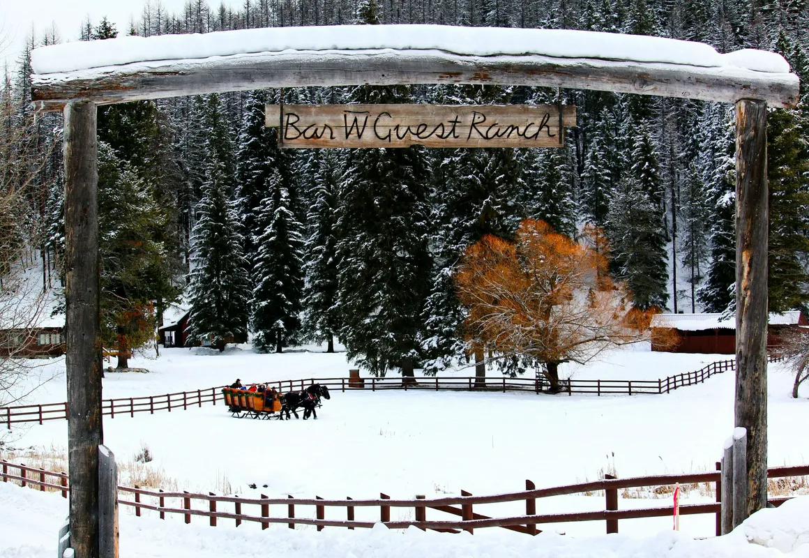 Bar W Guest Ranch hotel hero