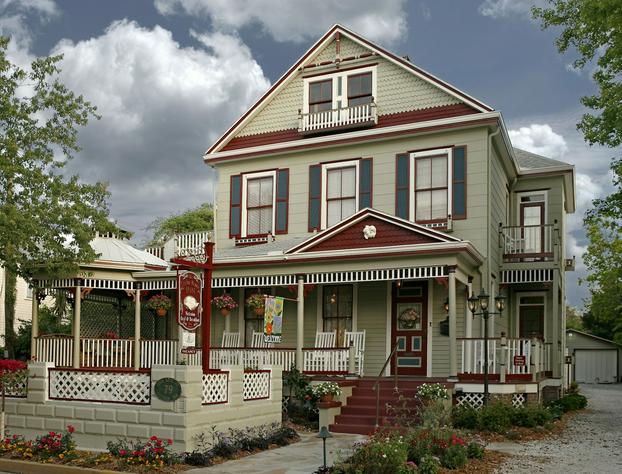 Cedar House Inn hotel detail image 1