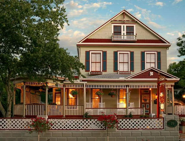 Cedar House Inn hotel detail image 1