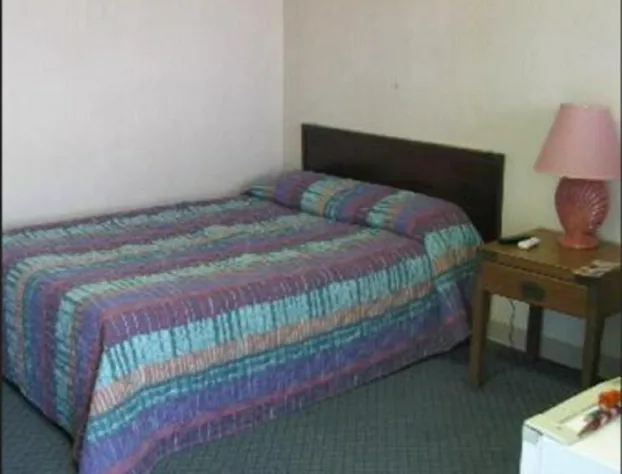 Sandpiper Motel hotel detail image 4