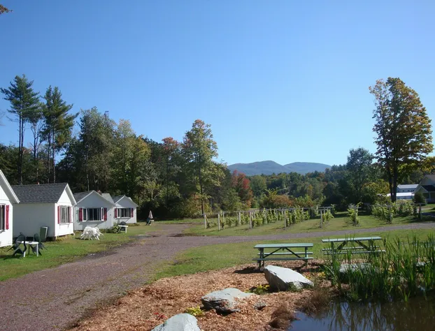 The Cabins at Autumn Mountain Winery hotel detail image 4