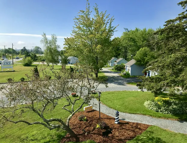 Isleview Motel and Cottages hotel detail image 4