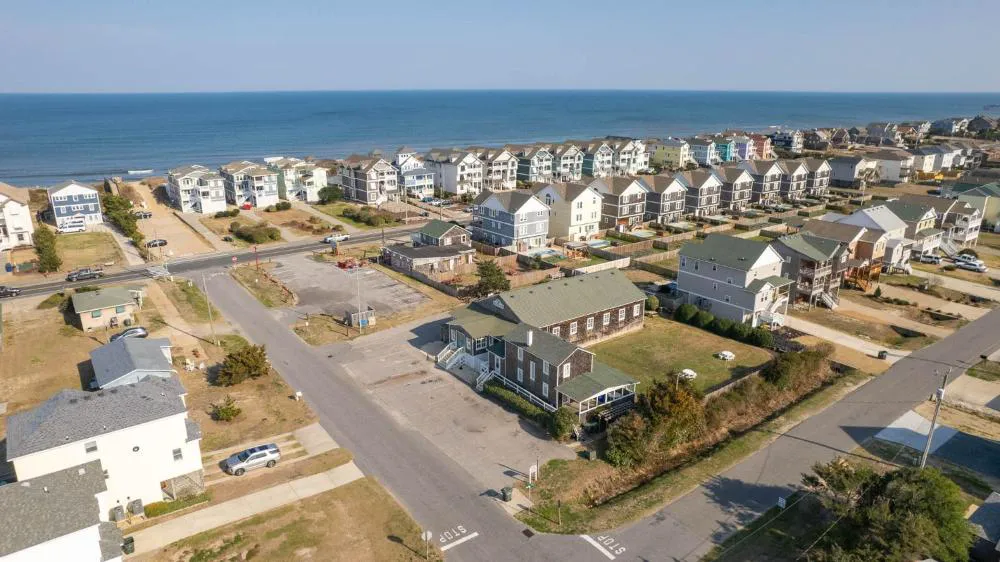 Nags Head Beach Inn by KEES Vacations hotel hero