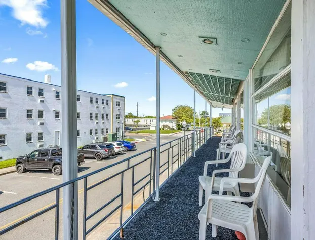 Eden Roc Motel hotel detail image 2