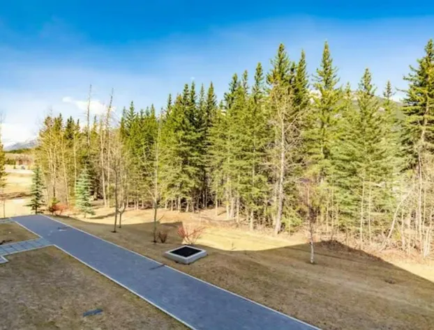 The Summit at Grande Rockies hotel detail image 1