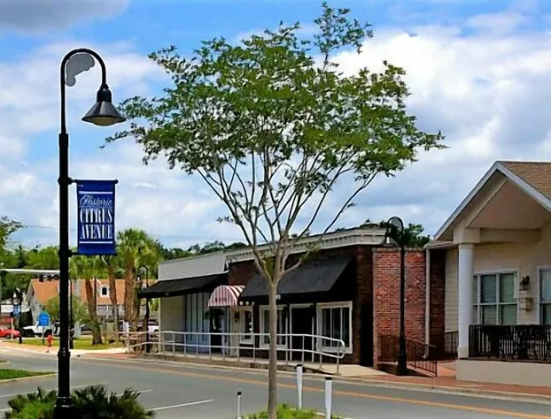 King's Bay Lodge hotel detail image 2