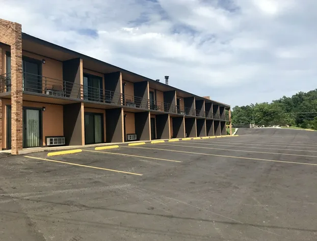 D'Arbonne Lake Motel hotel detail image 1