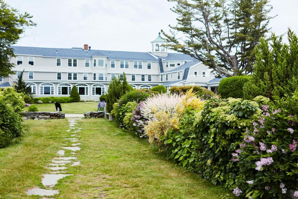 Black Point Inn hotel hero